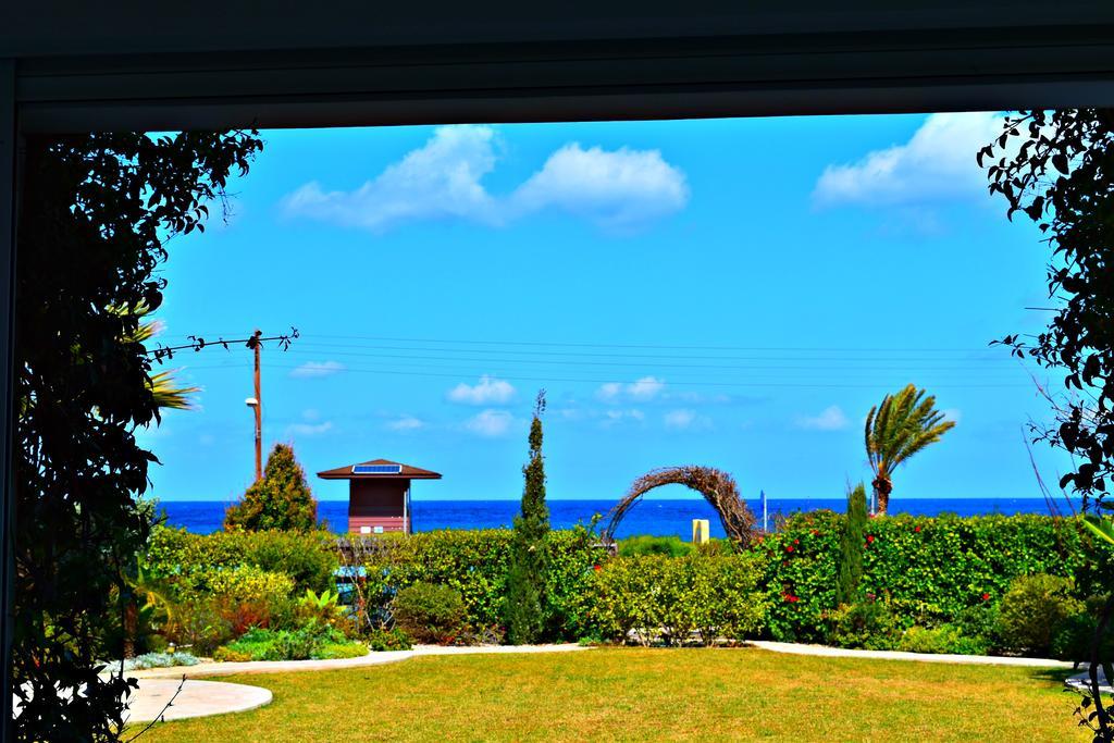 Latchi Beach Front Villa - Private Heated Pool - Amazing Uninterrupted Sea Views Polis Luaran gambar