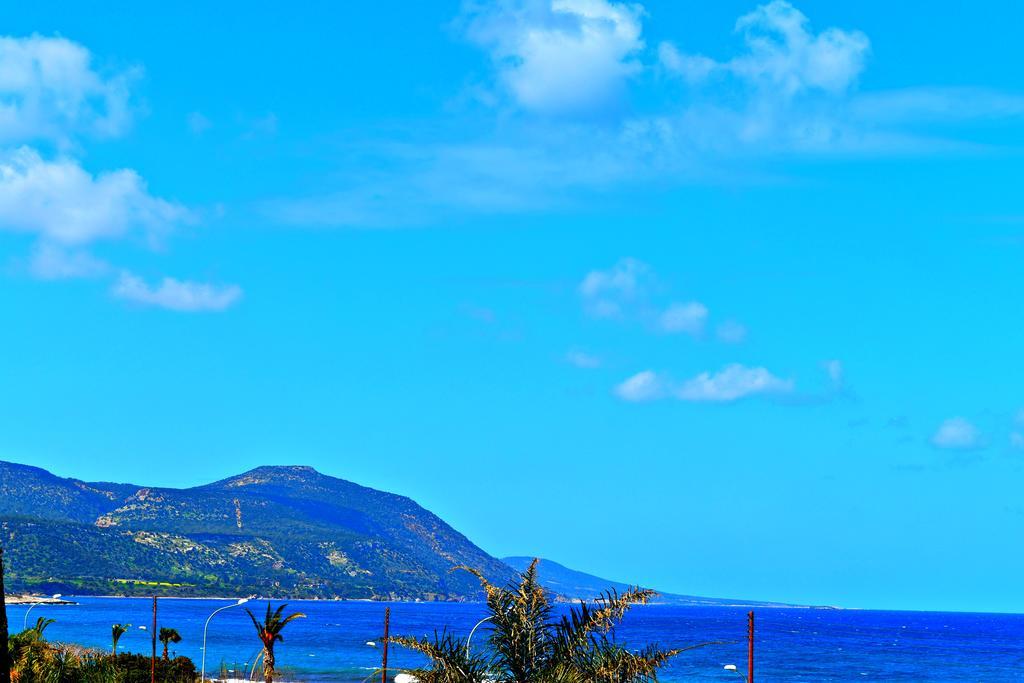 Latchi Beach Front Villa - Private Heated Pool - Amazing Uninterrupted Sea Views Polis Luaran gambar