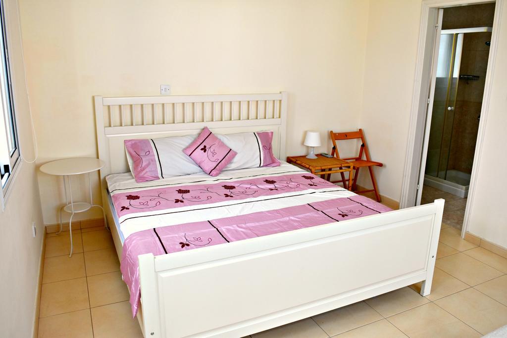 Latchi Beach Front Villa - Private Heated Pool - Amazing Uninterrupted Sea Views Polis Luaran gambar