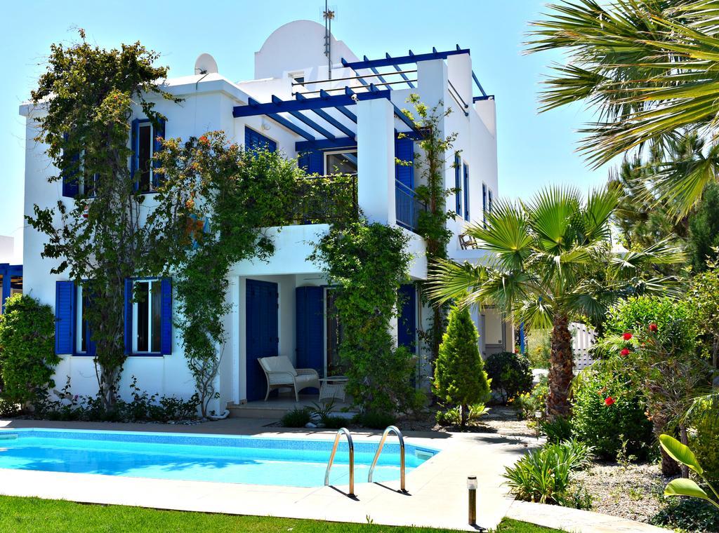 Latchi Beach Front Villa - Private Heated Pool - Amazing Uninterrupted Sea Views Polis Luaran gambar