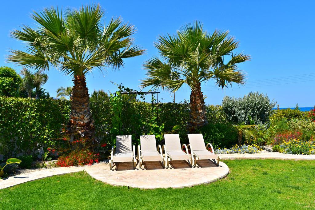 Latchi Beach Front Villa - Private Heated Pool - Amazing Uninterrupted Sea Views Polis Luaran gambar